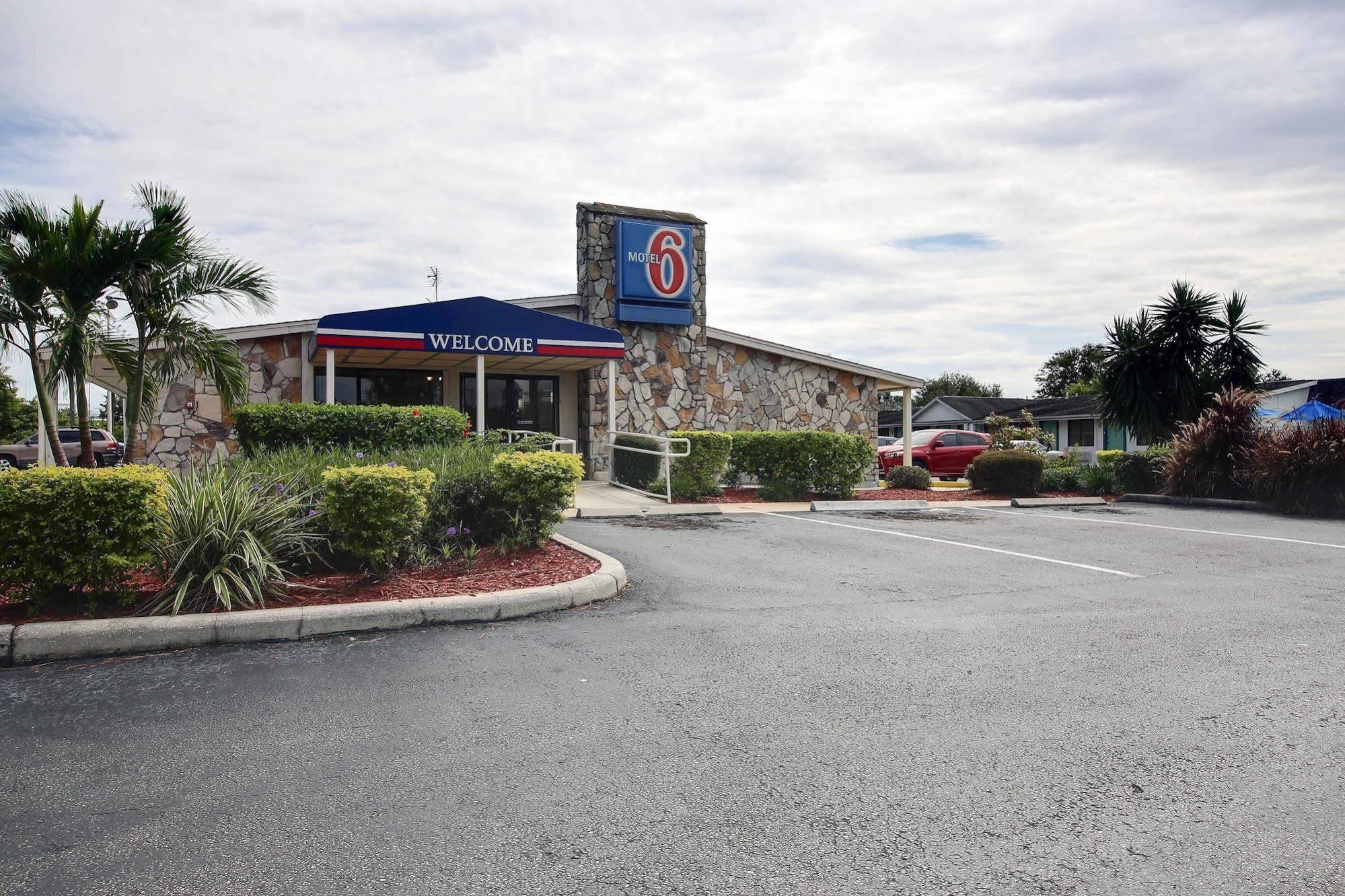 Motel 6 Palm Bay Exteriér fotografie